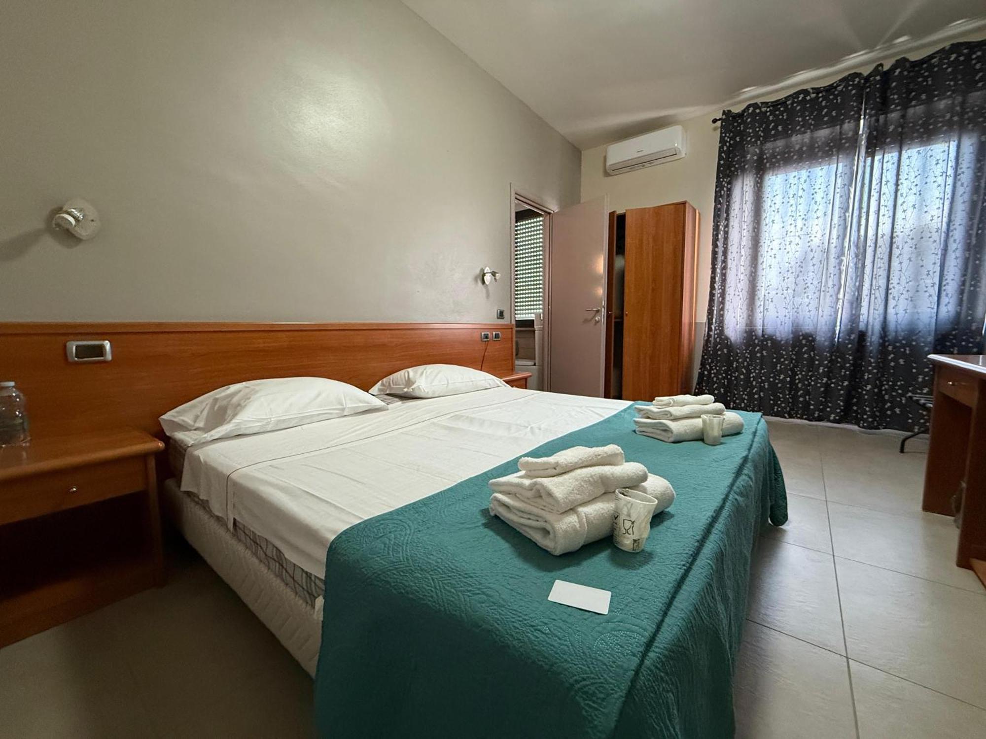 Hotel La Gritta Srl Castel San Giovanni  Exterior foto